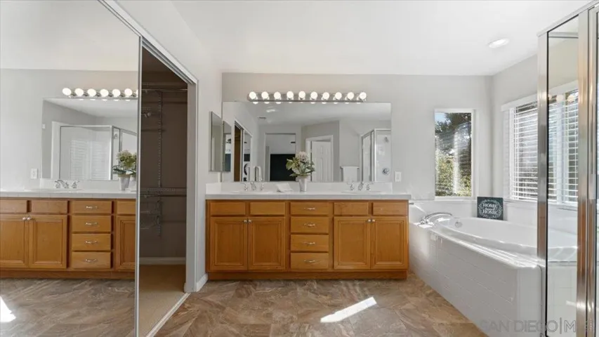 2131 Stone Castle, Fallbrook, California 92028