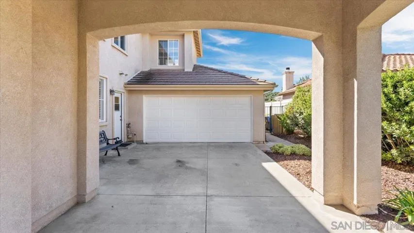 2131 Stone Castle, Fallbrook, California 92028