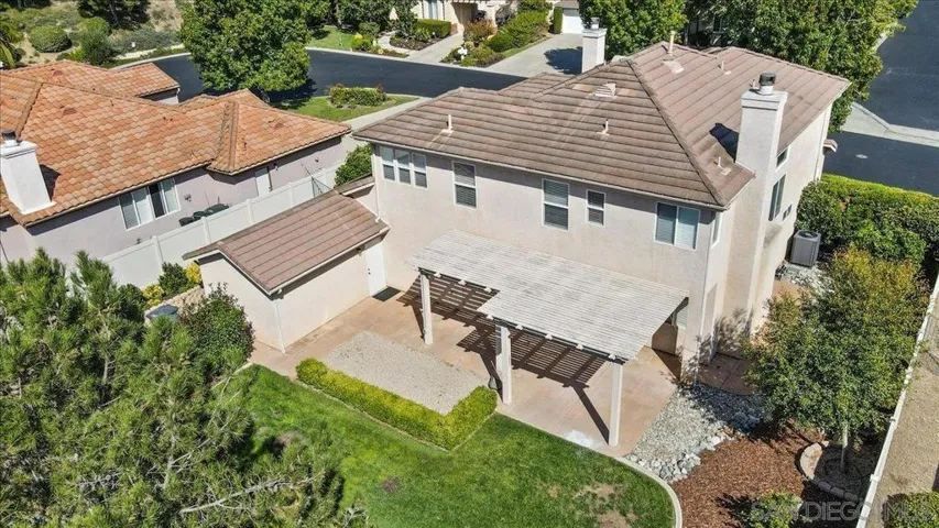 2131 Stone Castle, Fallbrook, California 92028