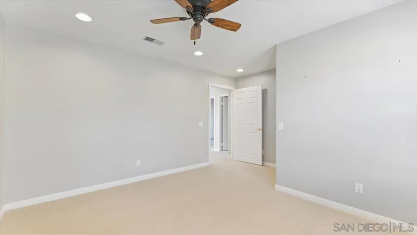 2131 Stone Castle, Fallbrook, California 92028