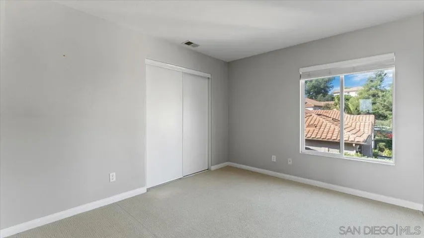 2131 Stone Castle, Fallbrook, California 92028