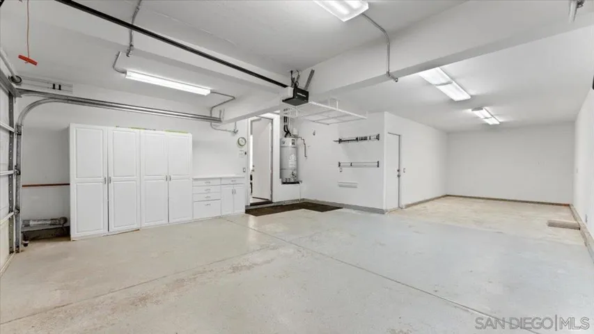 2131 Stone Castle, Fallbrook, California 92028