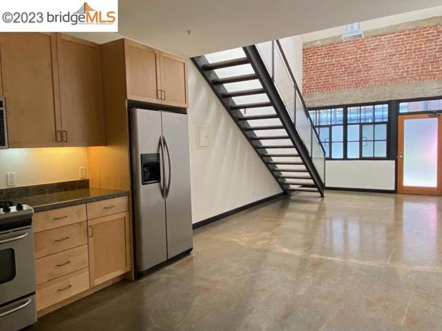 425 E 11th St, Oakland, California 94606