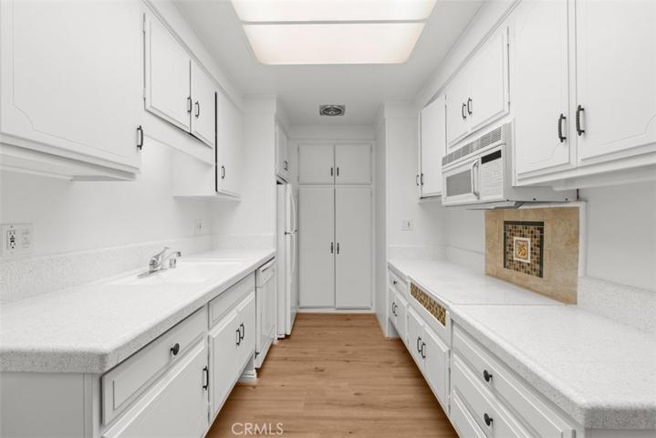 2109 Via Puerta Unit U, Laguna Woods, California 92637