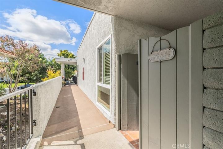 2109 Via Puerta Unit U, Laguna Woods, California 92637