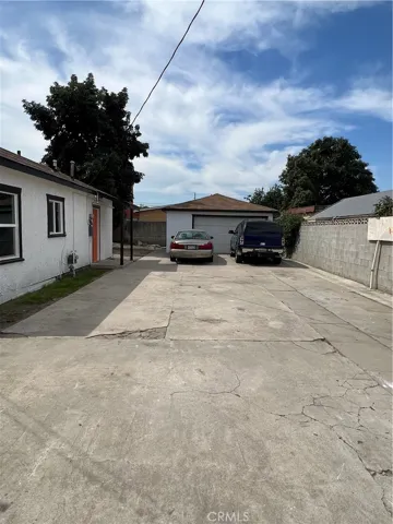 513 N Santa Fe Avenue, Compton, California 90221