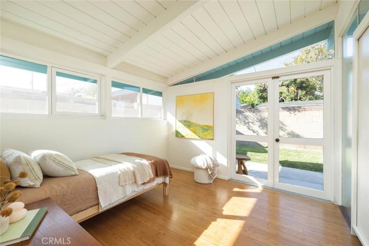 7227 E Mezzanine Way, Long Beach, California 90808