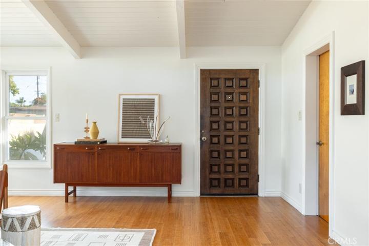 7227 E Mezzanine Way, Long Beach, California 90808