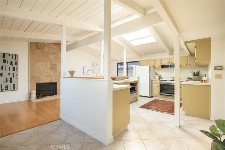 7227 E Mezzanine Way, Long Beach, California 90808