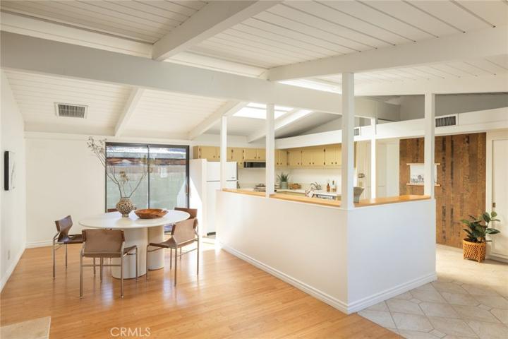 7227 E Mezzanine Way, Long Beach, California 90808