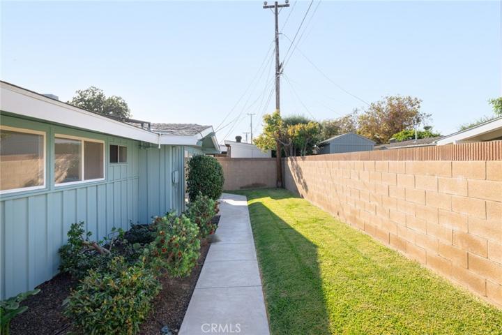 7227 E Mezzanine Way, Long Beach, California 90808