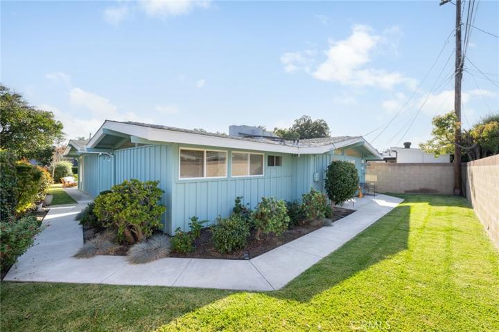 7227 E Mezzanine Way, Long Beach, California 90808