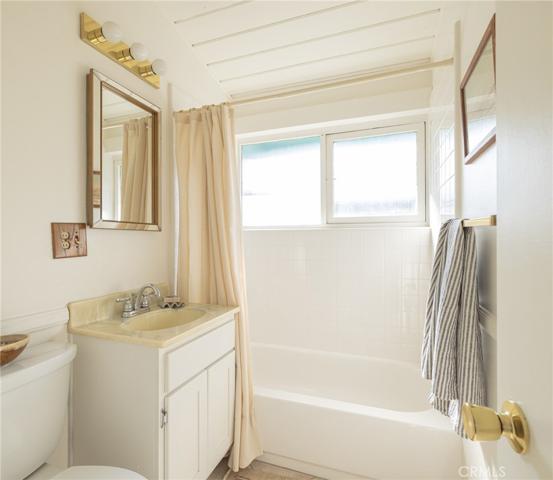 7227 E Mezzanine Way, Long Beach, California 90808