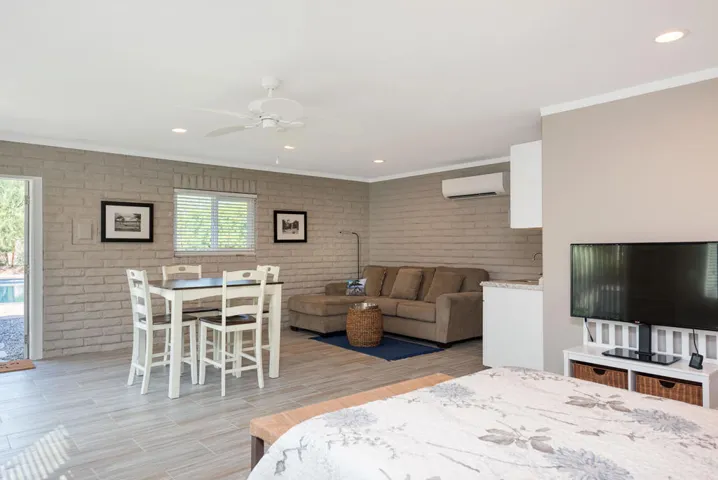 73304 Willow - Detached Casita Interior
