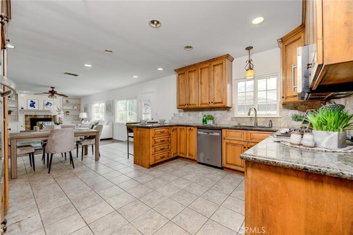 3816 Chatwin Avenue, Long Beach, California 90808