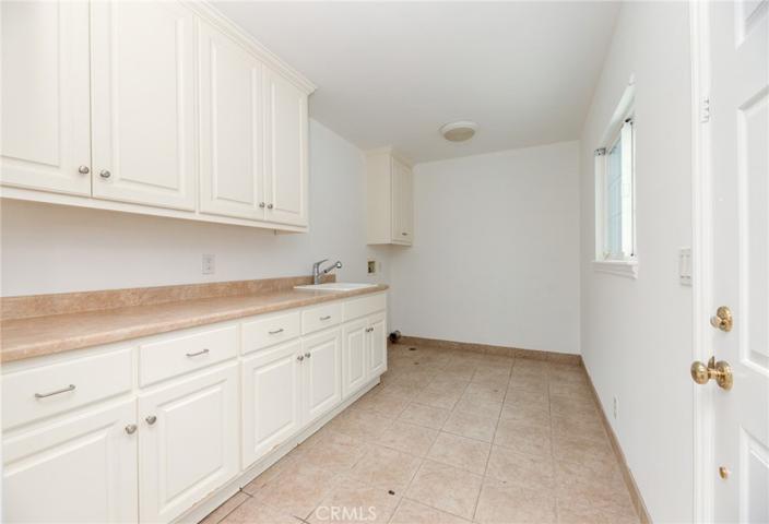 3816 Chatwin Avenue, Long Beach, California 90808