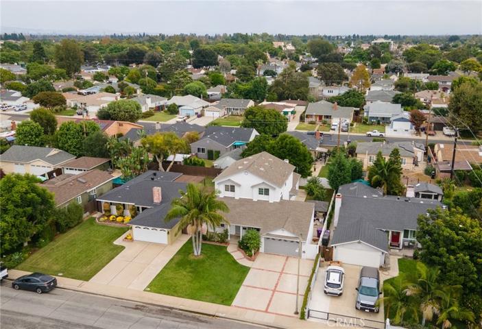 3816 Chatwin Avenue, Long Beach, California 90808