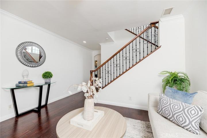 3816 Chatwin Avenue, Long Beach, California 90808