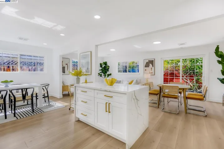 508 Roxbury Way, Belmont, California 94002