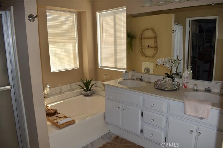 24379 Heron Lane, Murrieta, California 92562