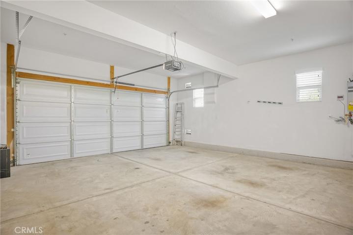 2-Car Garage