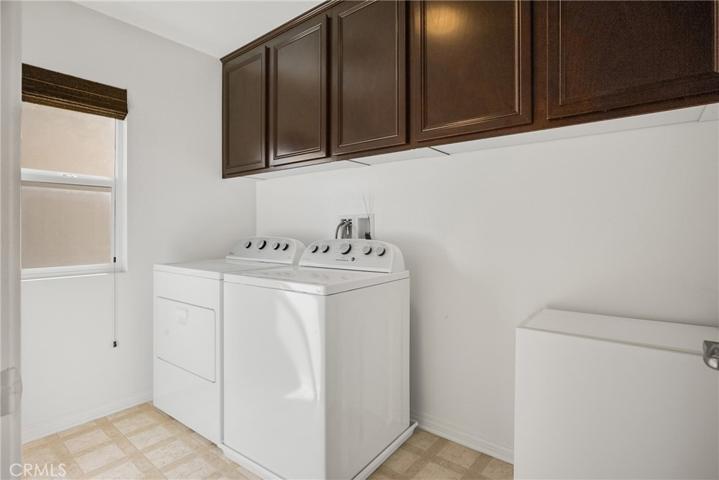 2nd Floor Laundry Room