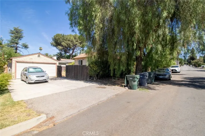 960 Chestnut Avenue, Redlands, California 92373