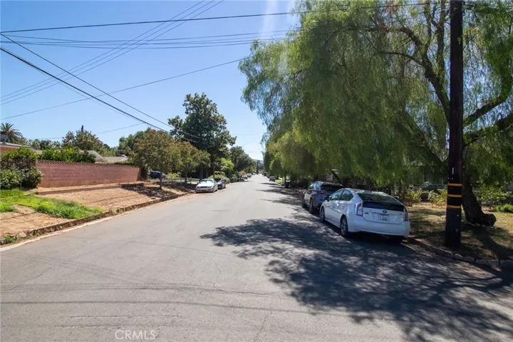 960 Chestnut Avenue, Redlands, California 92373