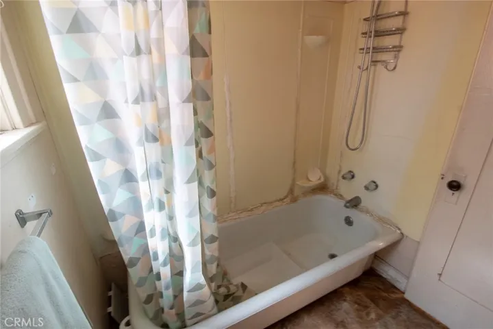960 Chestnut Avenue, Redlands, California 92373