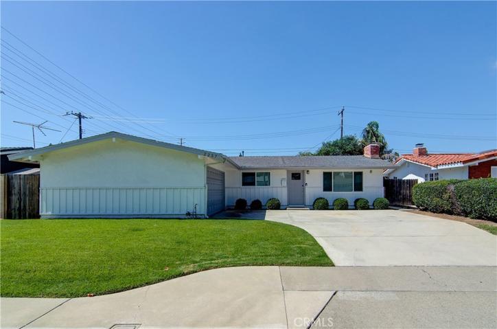 2257 Avalon Street, Costa Mesa, California 92626