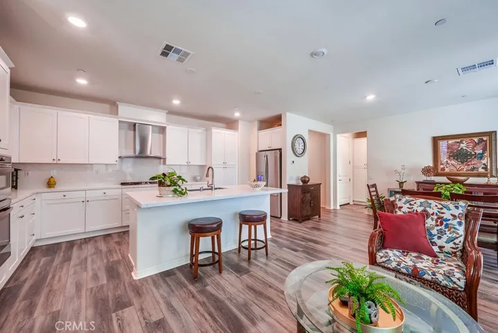 4222 E Sonrisa Privado, Ontario, California 91761