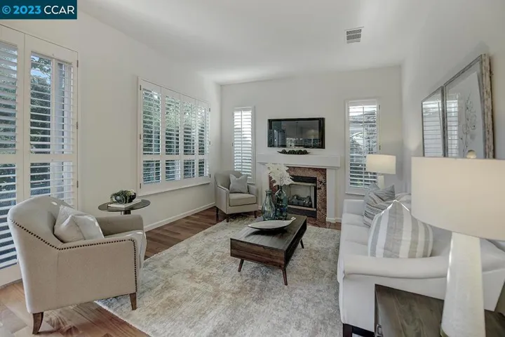 1720 Comstock Dr, Walnut Creek, California 94595
