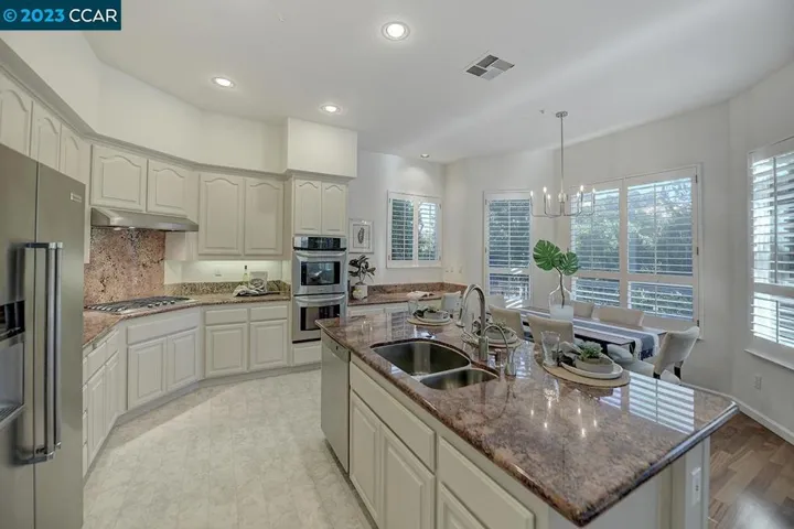 1720 Comstock Dr, Walnut Creek, California 94595