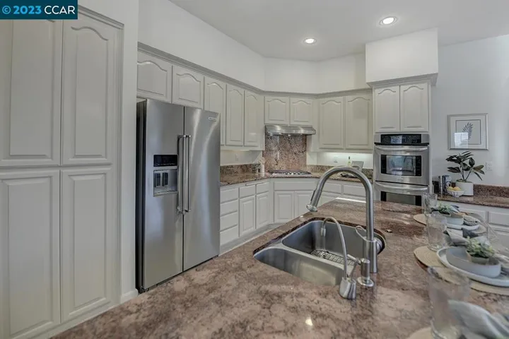 1720 Comstock Dr, Walnut Creek, California 94595