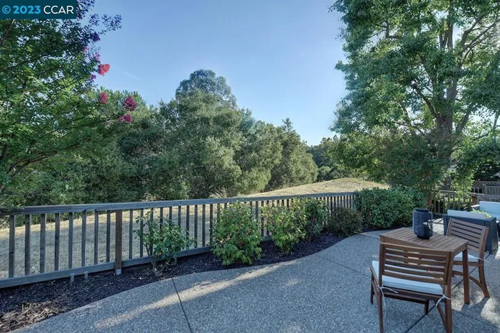1720 Comstock Dr, Walnut Creek, California 94595