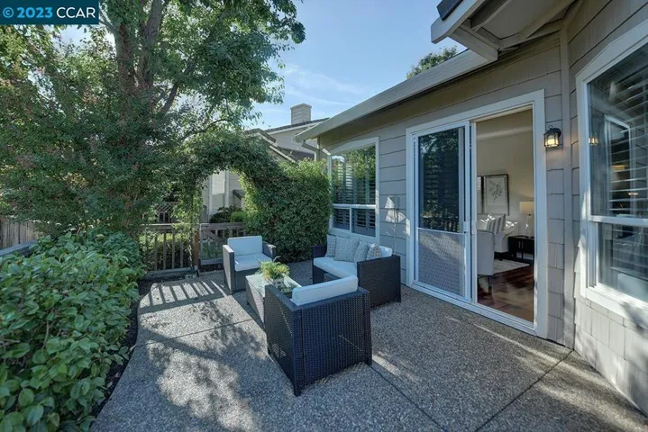 1720 Comstock Dr, Walnut Creek, California 94595