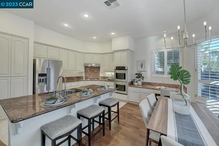 1720 Comstock Dr, Walnut Creek, California 94595
