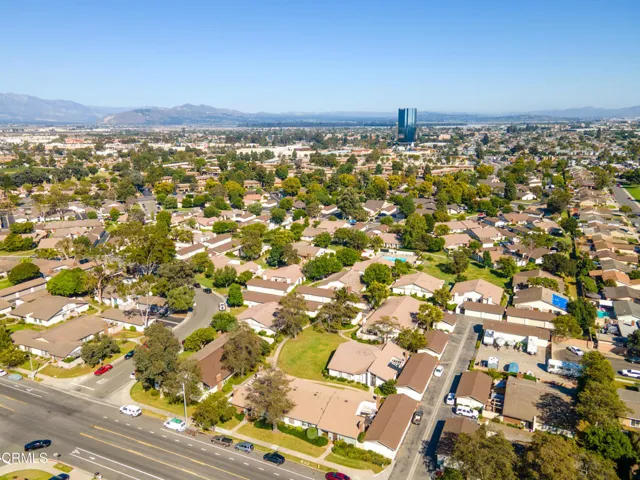 2238 N H St MLS-32
