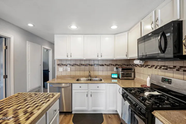 2238 N H St MLS-16