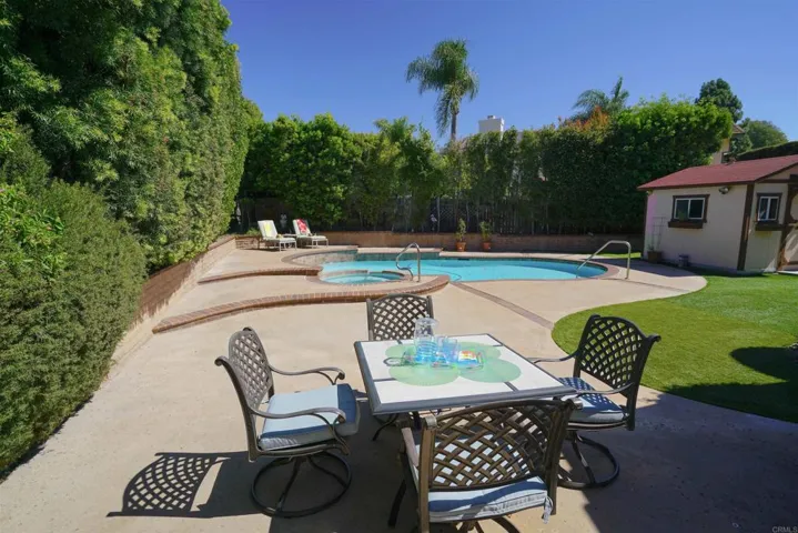 848 Rio Claro Court, Oceanside, California 92057