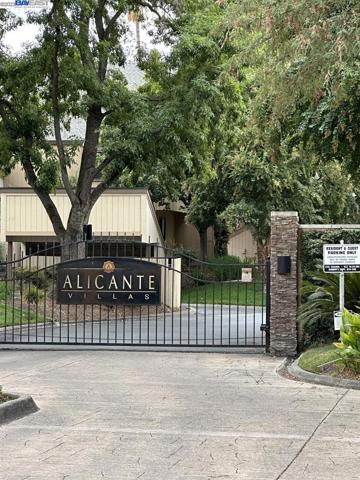 535 Woodside Oaks Unit 2, Sacramento, California 95825