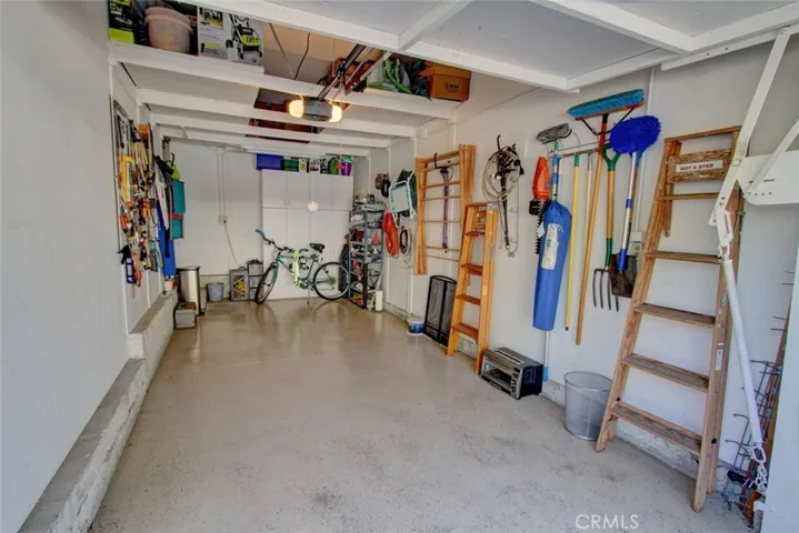 7402 Yellowtail Drive Unit 202, Huntington Beach, California 92648