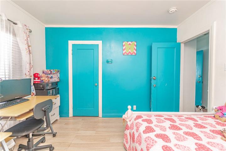 1502 W 65th Street, Los Angeles, California 90047
