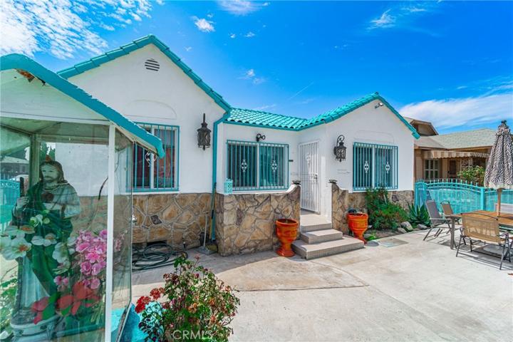 1502 W 65th Street, Los Angeles, California 90047