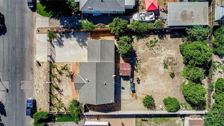 8335 Quartz Avenue, Winnetka, California 91306