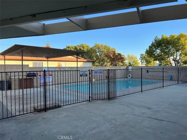 1248 W Stoneridge Court Unit 8, Ontario, California 91762