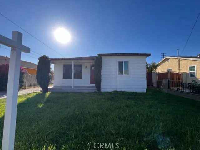 611 N Mayo Avenue, Compton, California 90221