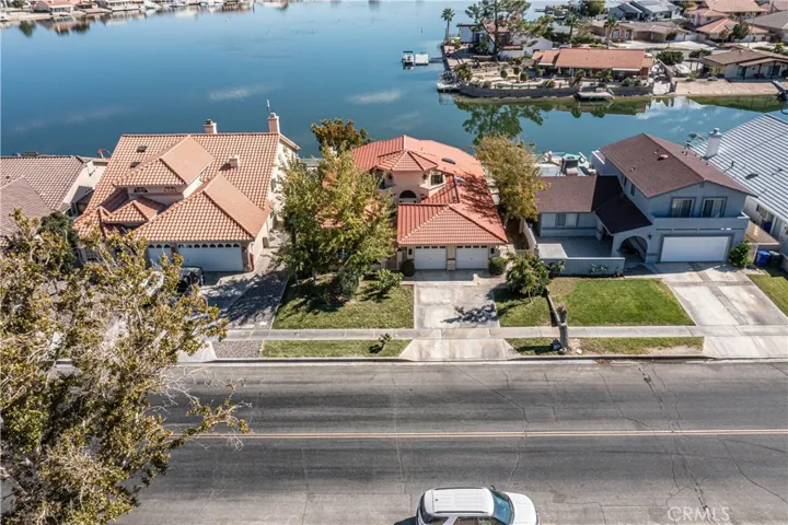 27615 Silver Lakes, Helendale, California 92342