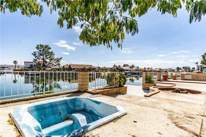 27615 Silver Lakes, Helendale, California 92342