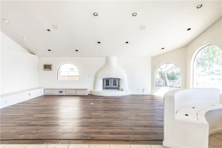 27615 Silver Lakes, Helendale, California 92342